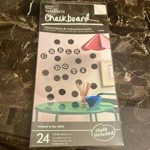 Wallies peel & stick chalkboard circles
